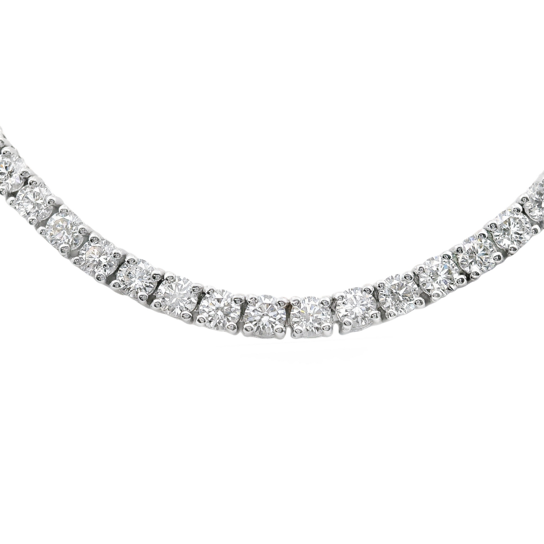 14K White Gold - 18in Diamond Tennis Necklace - J37311