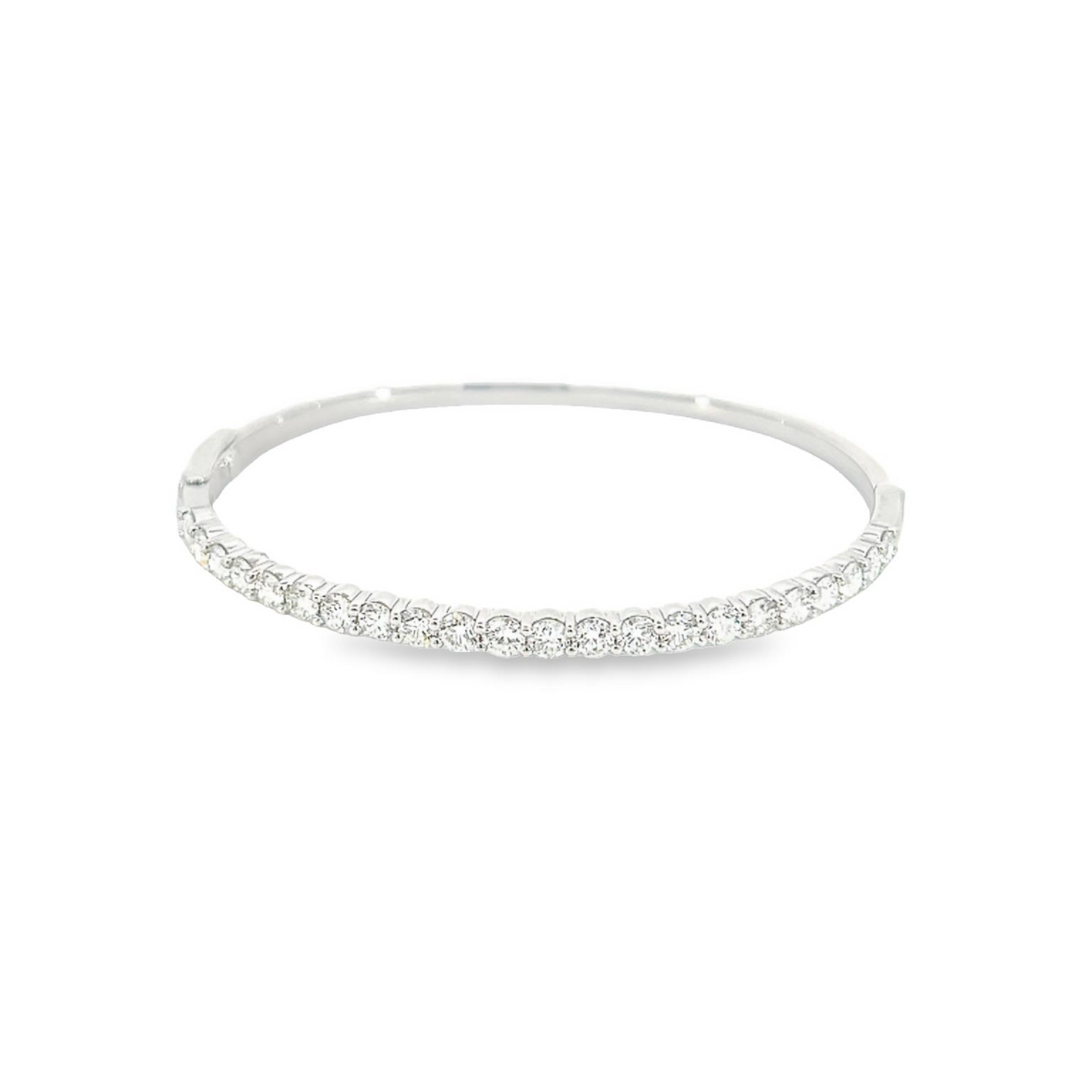 18 kt white gold bangle bracelet