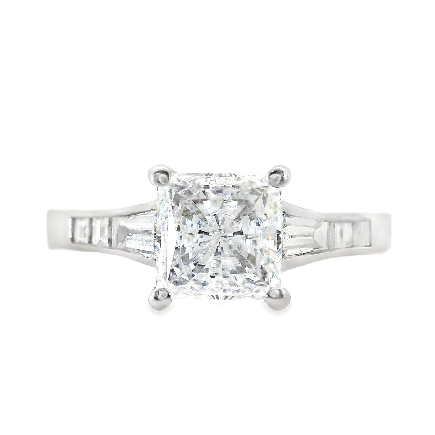 Platinum - Diamond Engagement Ring - J37541