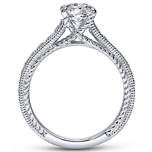 14K White Gold - Diamond Ring - 18966