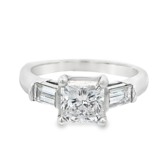 14K White Gold - Diamond Engagement Ring - 15461