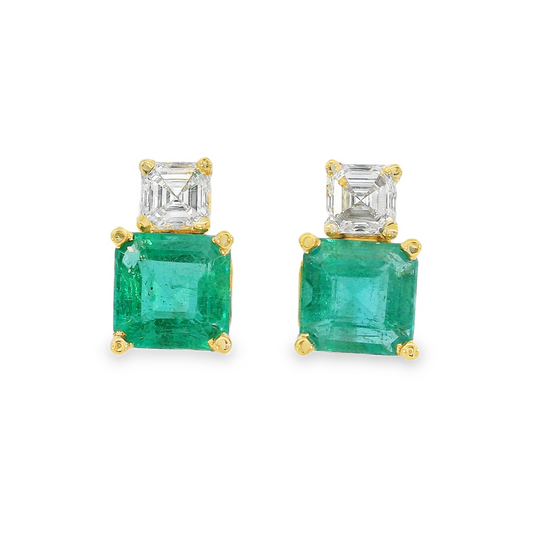 14K Yellow Gold - Emerald & Diamond Earrings - J38275