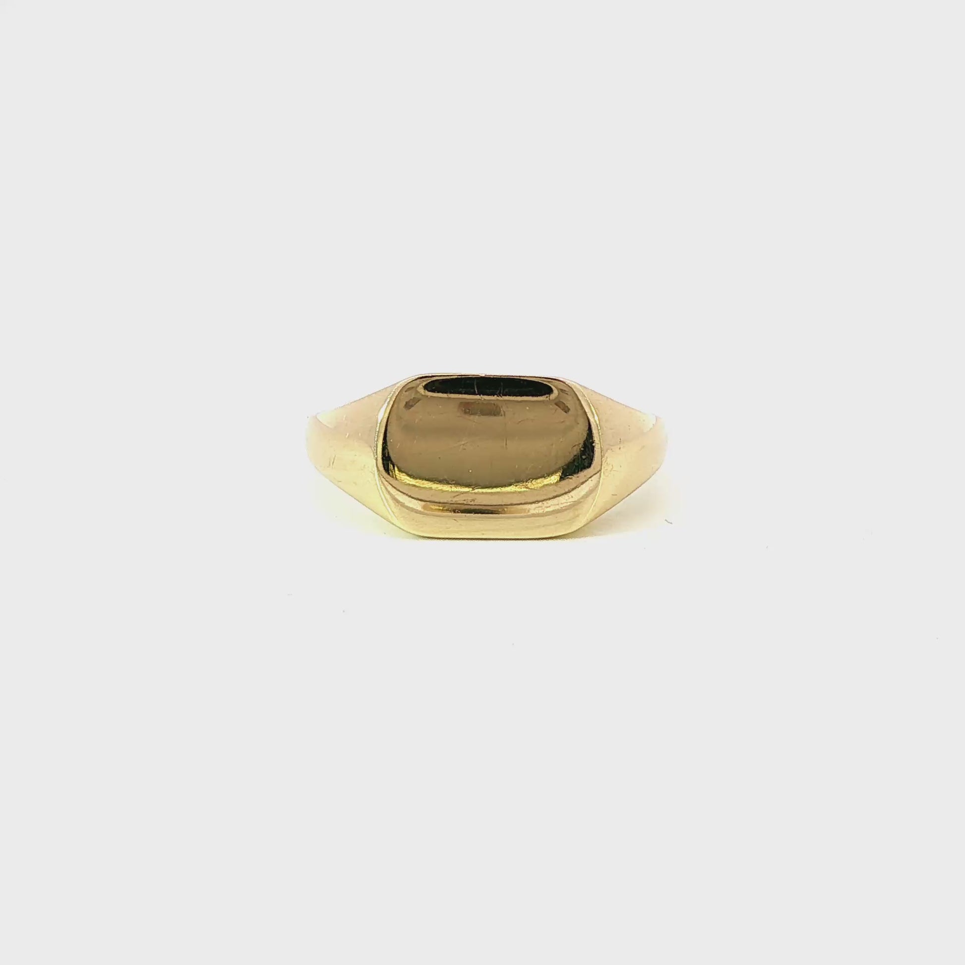 14K Yellow gold rectangular signet ring. Item J36509 - ABC Jewelry Co